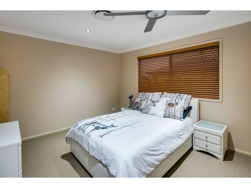 24 Whitby Place, Thornlands QLD 4164