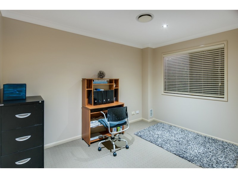 24 Whitby Place, Thornlands QLD 4164