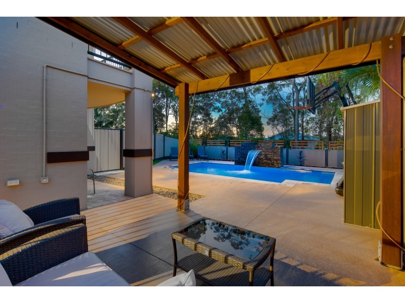 24 Whitby Place, Thornlands QLD 4164