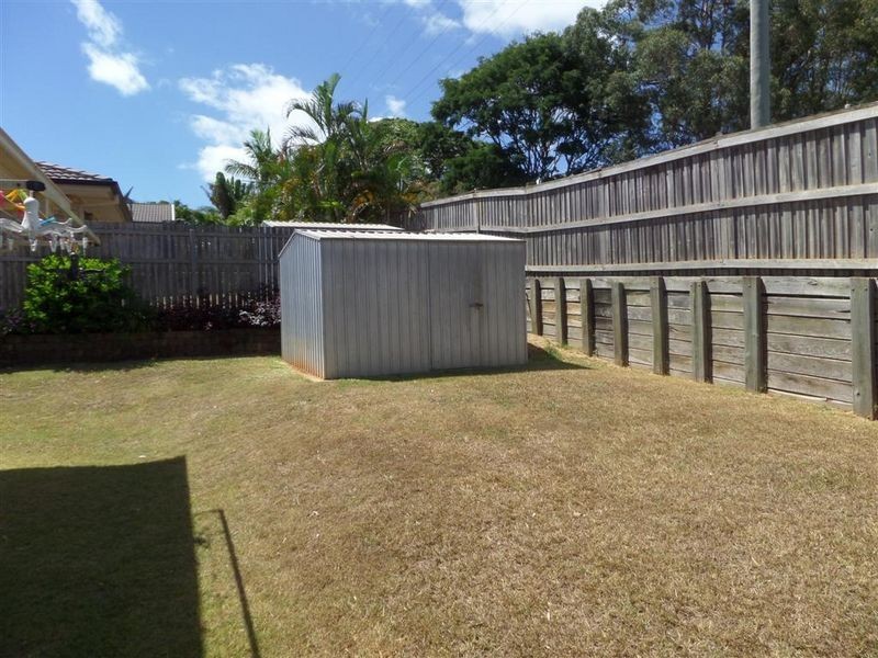 11 Roger Court, Redland Bay QLD 4165
