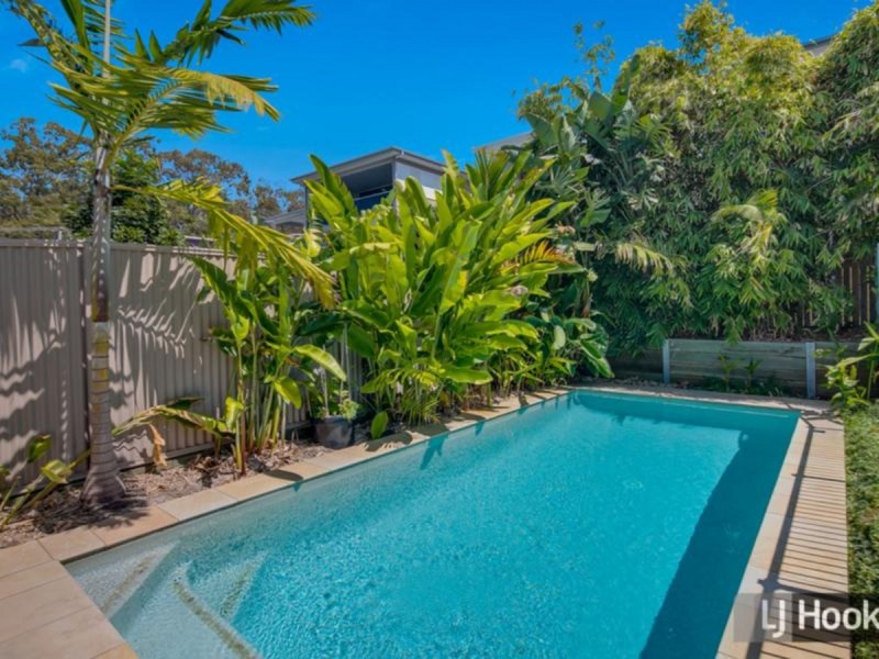 8 Cleveland Terrace, Ormiston QLD 4160