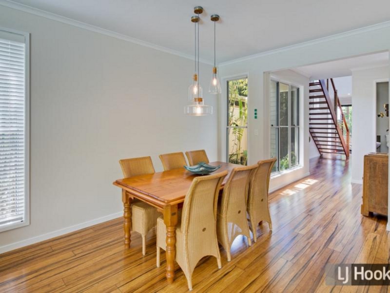 8 Cleveland Terrace, Ormiston QLD 4160