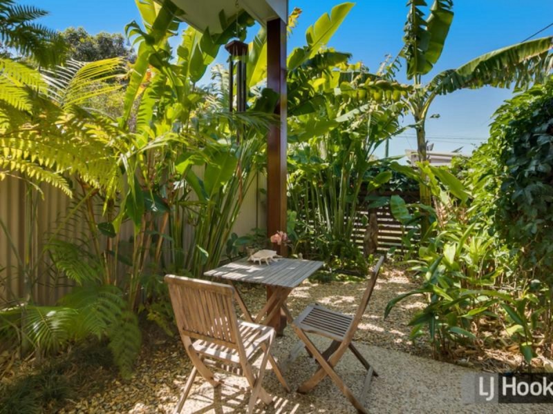8 Cleveland Terrace, Ormiston QLD 4160