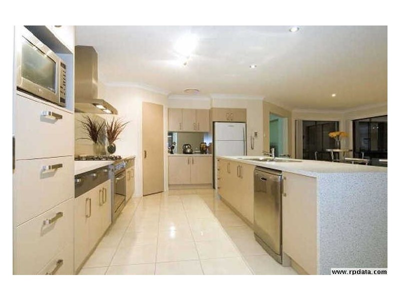 24 Waterville Drive, Thornlands QLD 4164