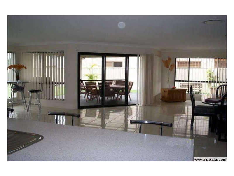 24 Waterville Drive, Thornlands QLD 4164