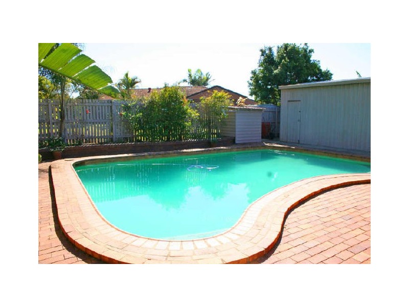 17 Kassandra Street, Cleveland QLD 4163