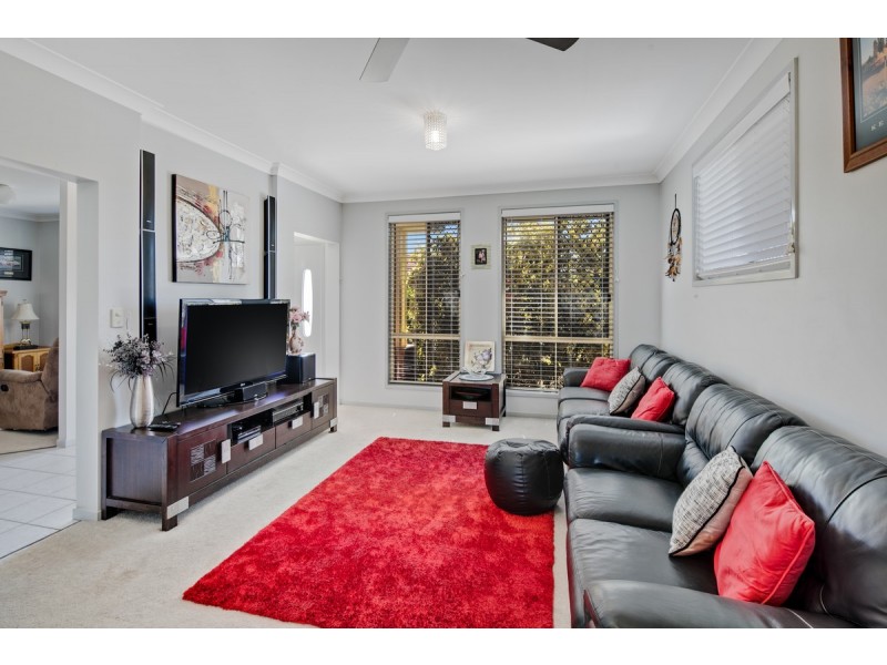 2 Applecross Close, Victoria Point QLD 4165