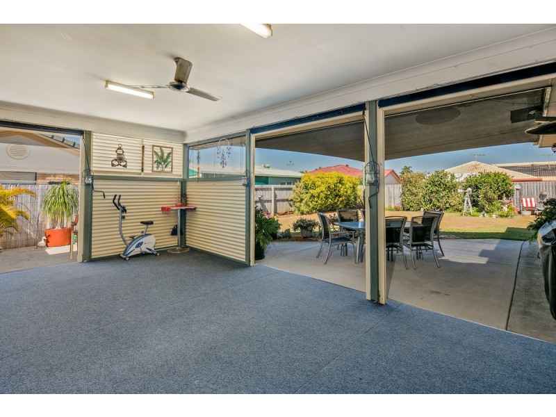 2 Applecross Close, Victoria Point QLD 4165