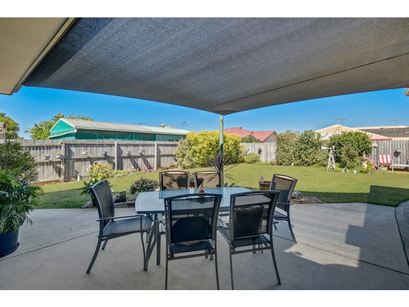 2 Applecross Close, Victoria Point QLD 4165
