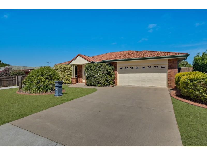 2 Applecross Close, Victoria Point QLD 4165
