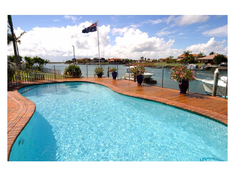 18 Voyagers Court, Raby Bay QLD 4163