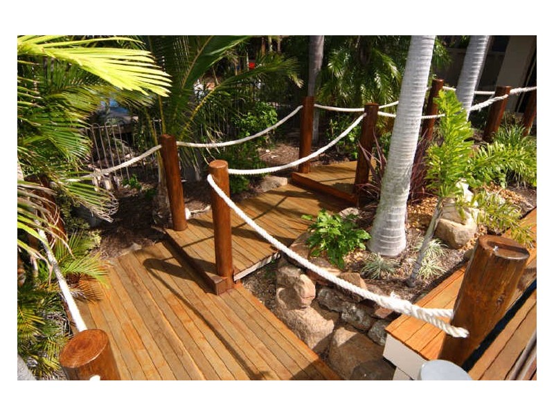 18 Voyagers Court, Raby Bay QLD 4163
