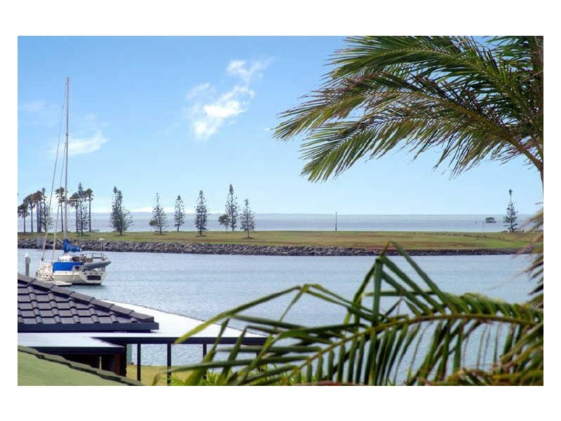 18 Voyagers Court, Raby Bay QLD 4163