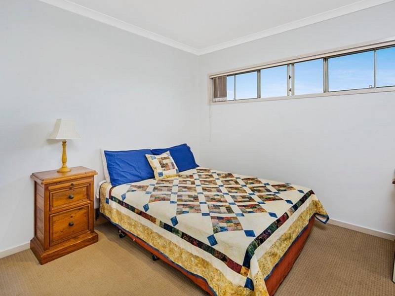 20 Watervale Drive, Redland Bay QLD 4165