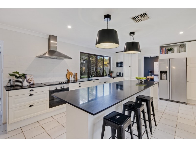4 Doomben Close, Capalaba QLD 4157