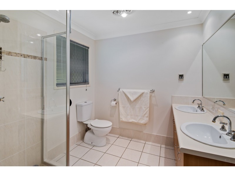 4 Stringybark Court, Thornlands QLD 4164