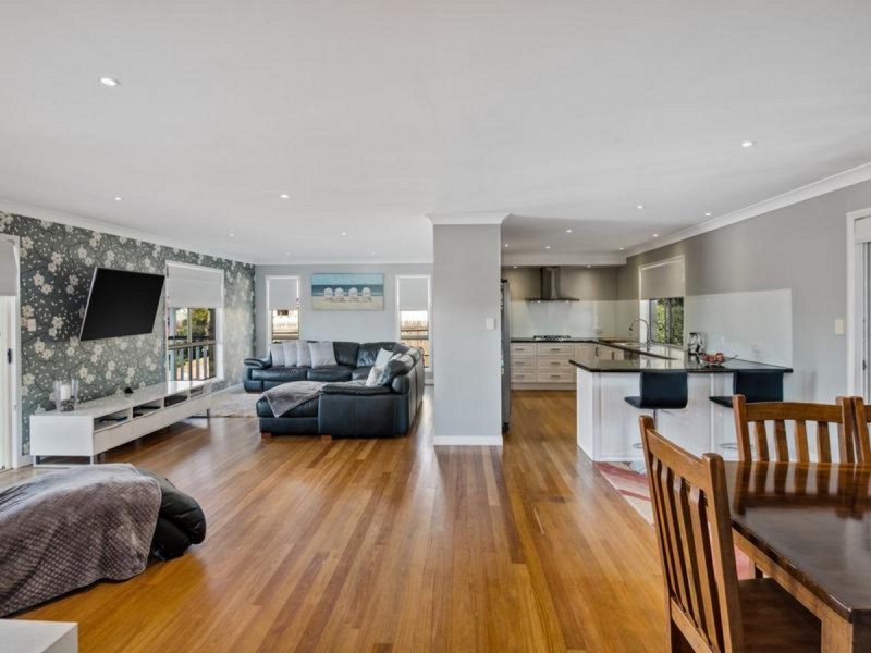 5 Canaipa Court, Victoria Point QLD 4165