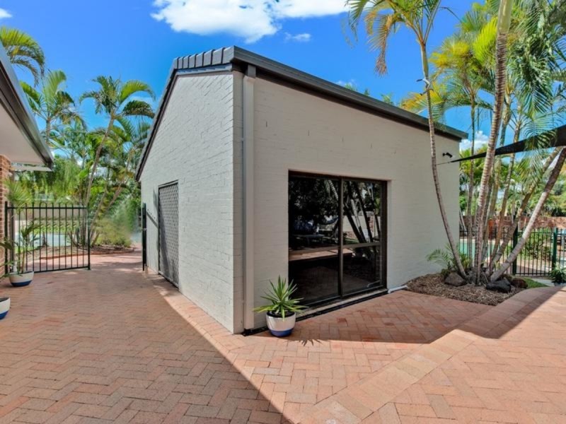 65 Dorsal Drive, Birkdale QLD 4159
