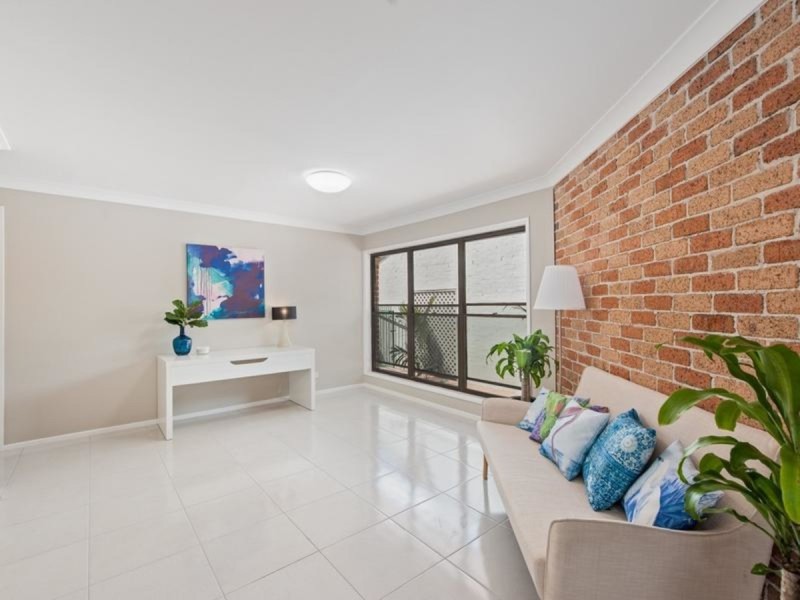 65 Dorsal Drive, Birkdale QLD 4159