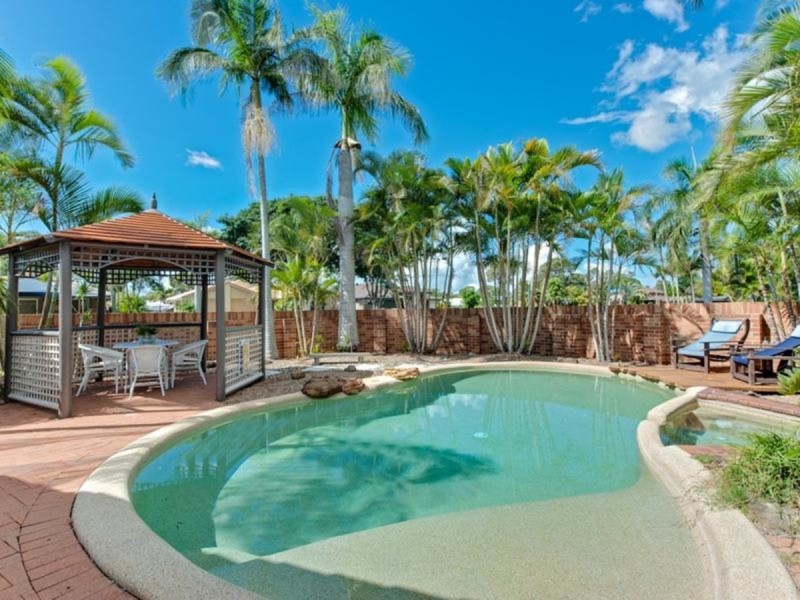 65 Dorsal Drive, Birkdale QLD 4159