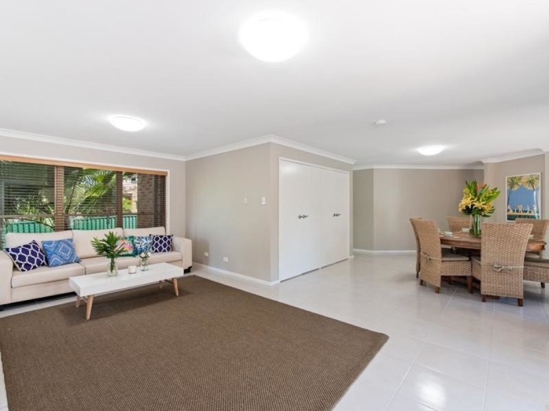 65 Dorsal Drive, Birkdale QLD 4159