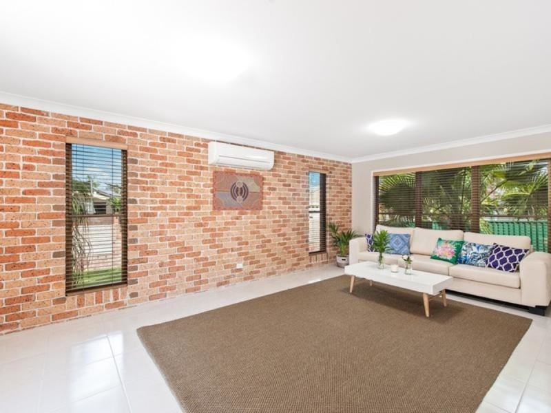 65 Dorsal Drive, Birkdale QLD 4159