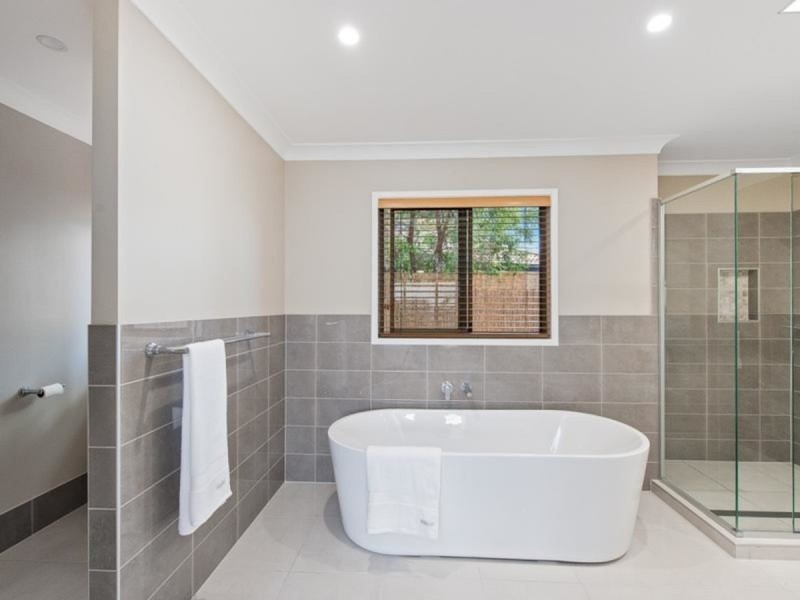 65 Dorsal Drive, Birkdale QLD 4159