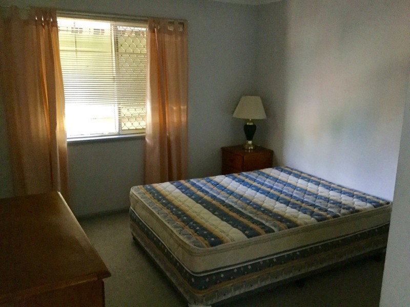 2/11-15 Myra Street, Birkdale QLD 4159