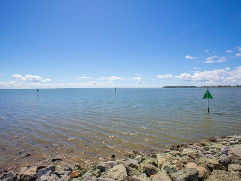 2/11-15 Myra Street, Birkdale QLD 4159