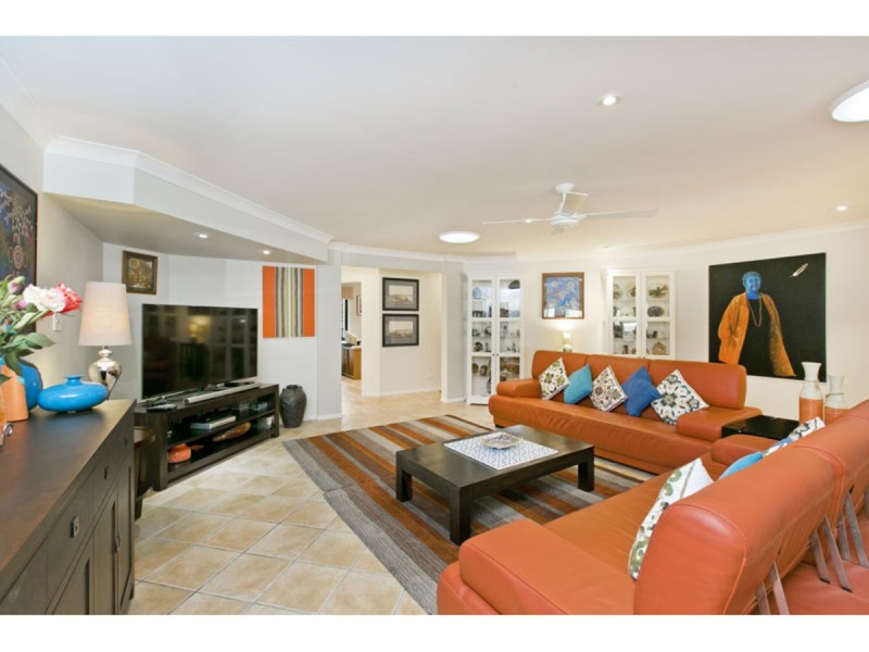 24 Lawn Terrace, Capalaba QLD 4157