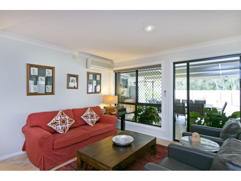 24 Lawn Terrace, Capalaba QLD 4157