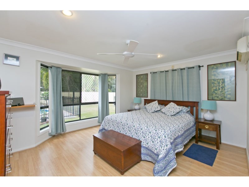 24 Lawn Terrace, Capalaba QLD 4157