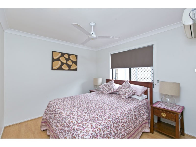 24 Lawn Terrace, Capalaba QLD 4157