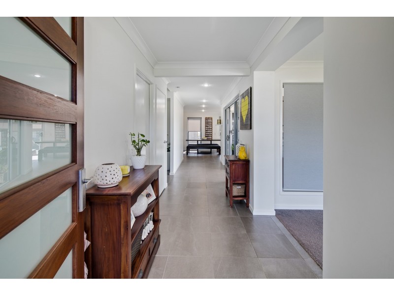 19 McBride Circuit, Thornlands QLD 4164