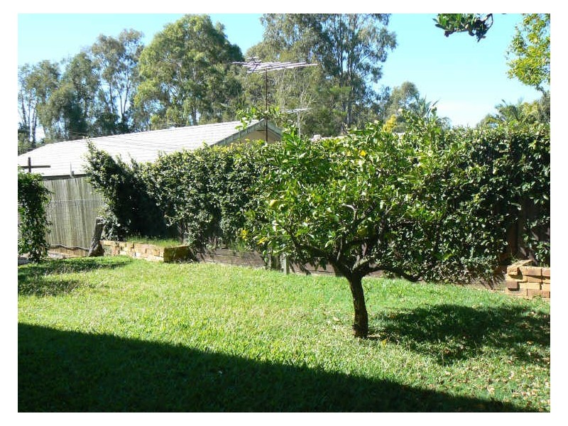 8 Phillip Street, Cleveland QLD 4163