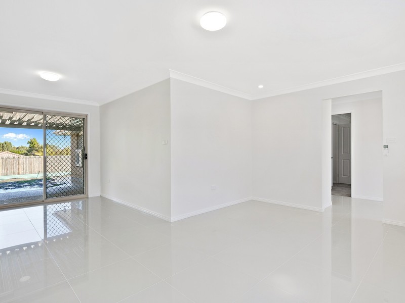 26 Network Drive, Wynnum West QLD 4178