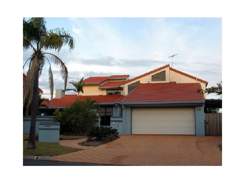 11 Anchorage Drive, Raby Bay QLD 4163