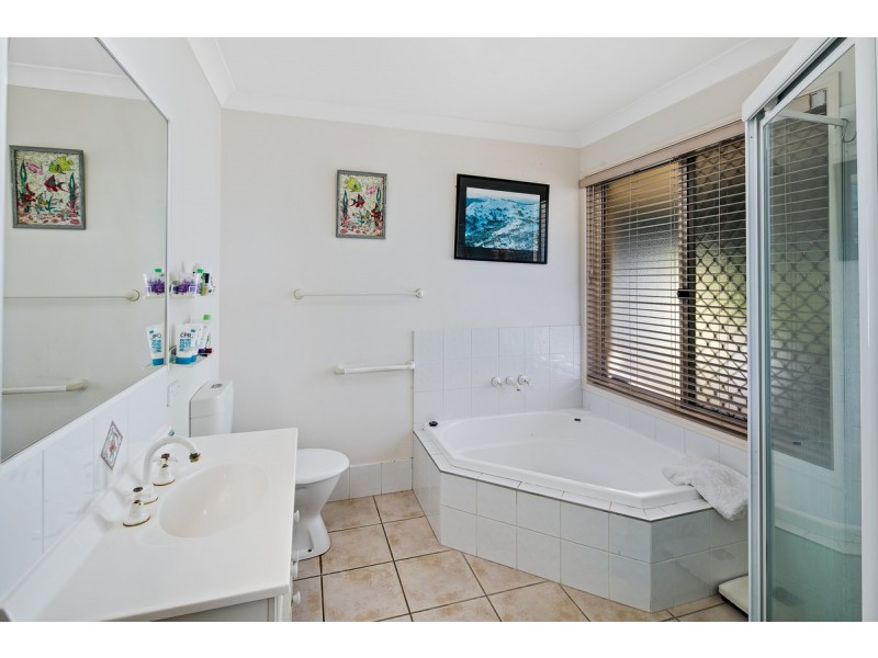 58 Queen Street, Cleveland QLD 4163