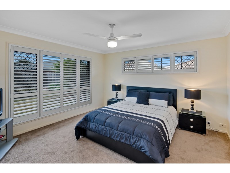 10 Caswell Crescent, Redland Bay QLD 4165