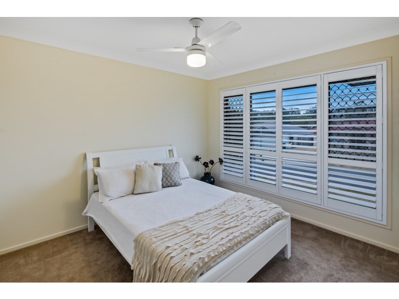 10 Caswell Crescent, Redland Bay QLD 4165