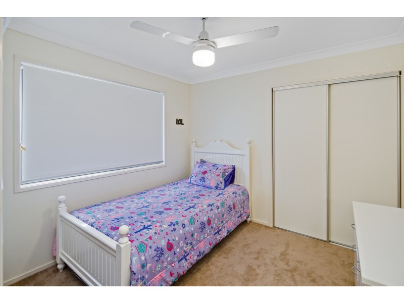 10 Caswell Crescent, Redland Bay QLD 4165