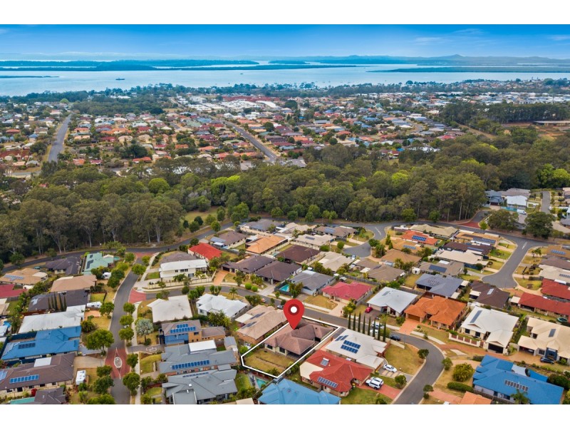 10 Caswell Crescent, Redland Bay QLD 4165