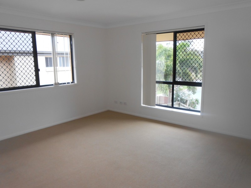 12 Kerder Street, Thornlands QLD 4164