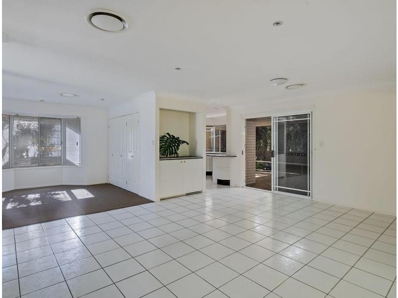 6 BAYPARK COURT, Cleveland QLD 4163