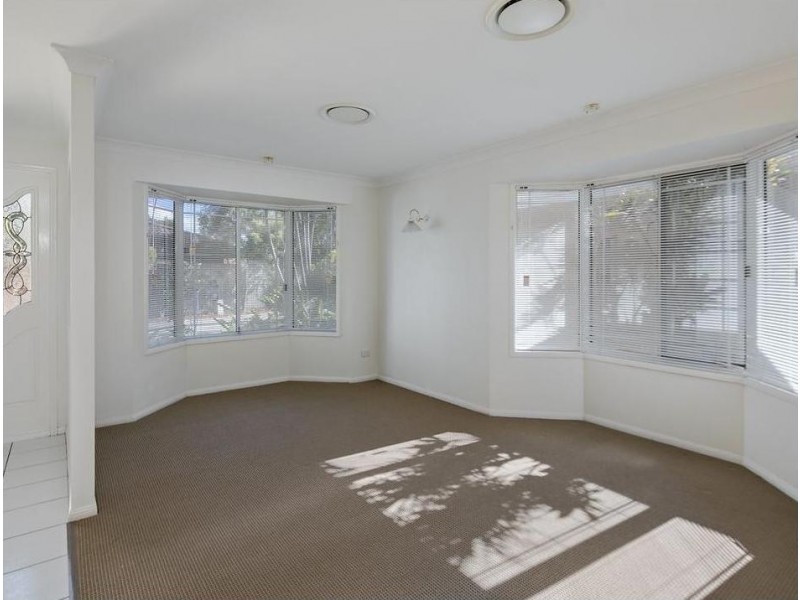 6 BAYPARK COURT, Cleveland QLD 4163