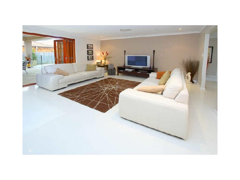10 Nautilus Drive, Ormiston QLD 4160