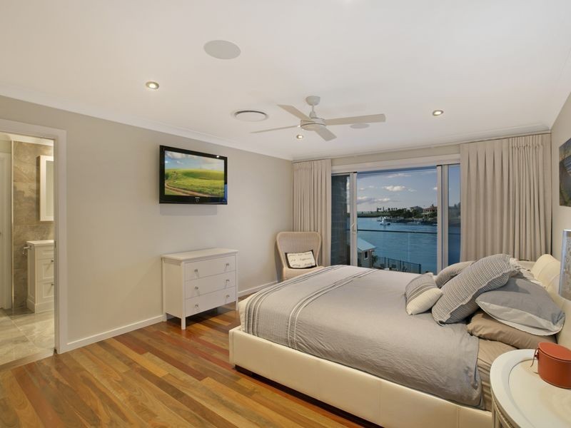 24 Voyagers Court, Raby Bay QLD 4163