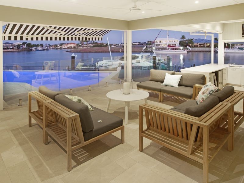 24 Voyagers Court, Raby Bay QLD 4163