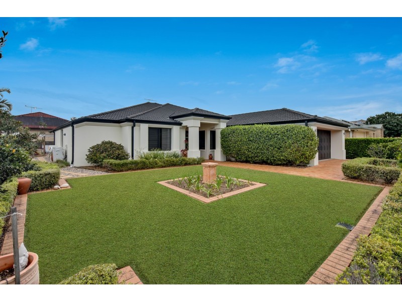 14 Water Gum Place, Thornlands QLD 4164