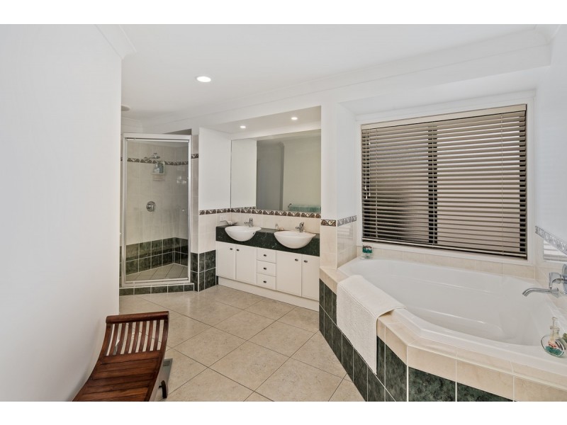 14 Water Gum Place, Thornlands QLD 4164